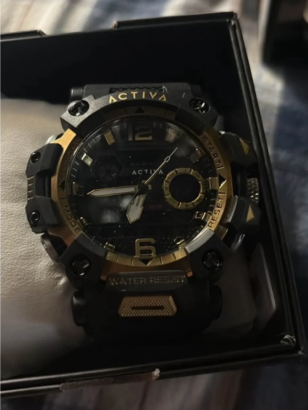 Activa Men's Sport Watch in Black and Gold
